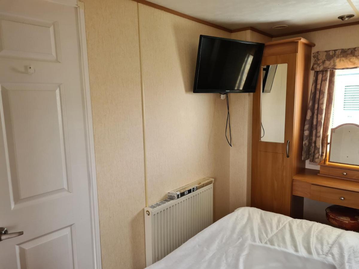 6 Berth Central Heated On Golden Sands Vintage Ingoldmells Exterior photo