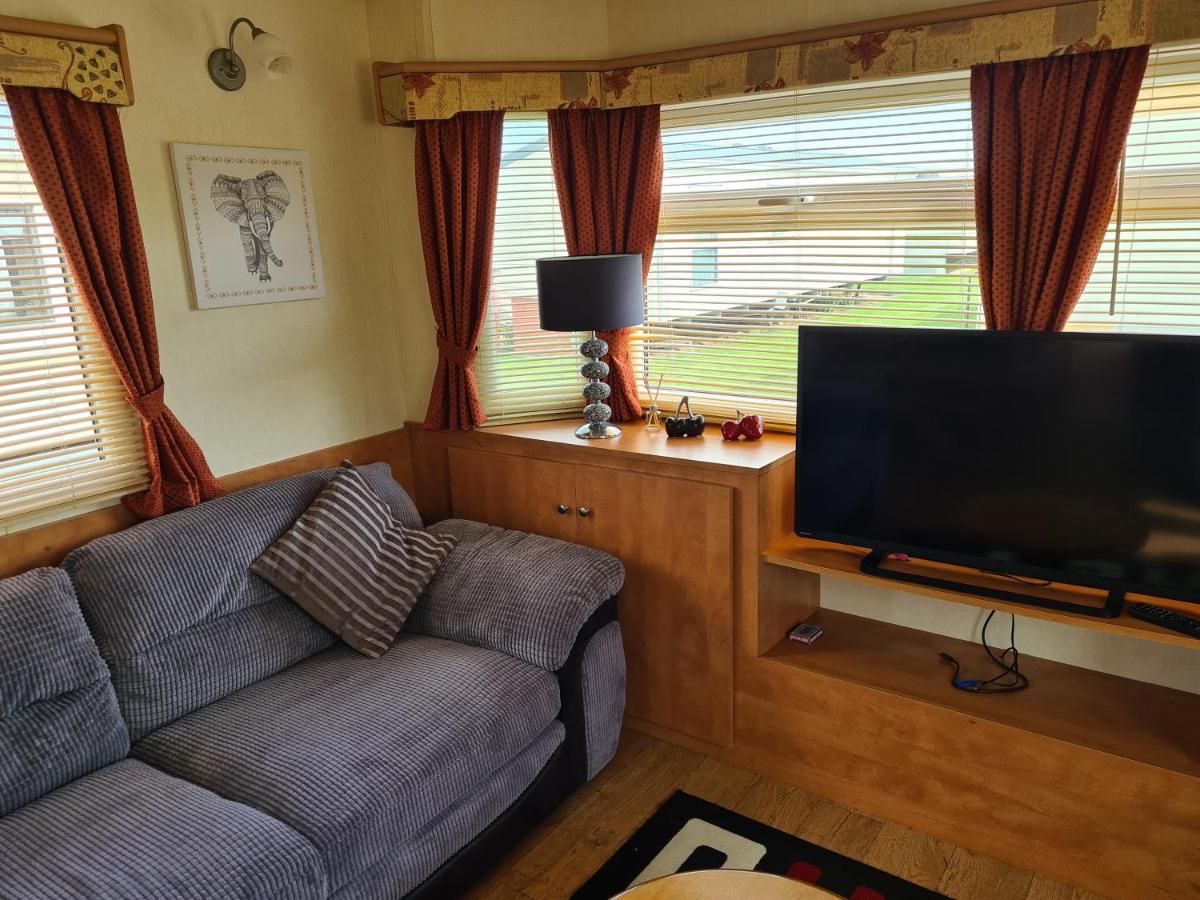 6 Berth Central Heated On Golden Sands Vintage Ingoldmells Exterior photo